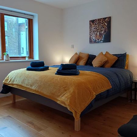 Lovely 1 Bedroom Apartment In South East 런던 외부 사진